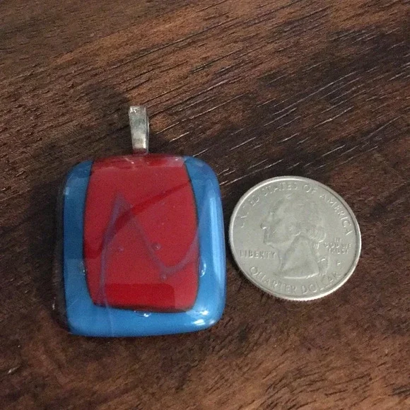 Handmade maroon & blue glass pendant - Picture 3 of 4